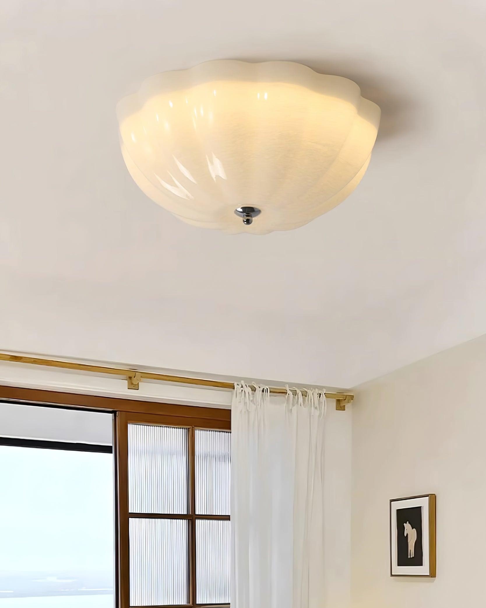 Geleivormige glazen plafondlamp HL556