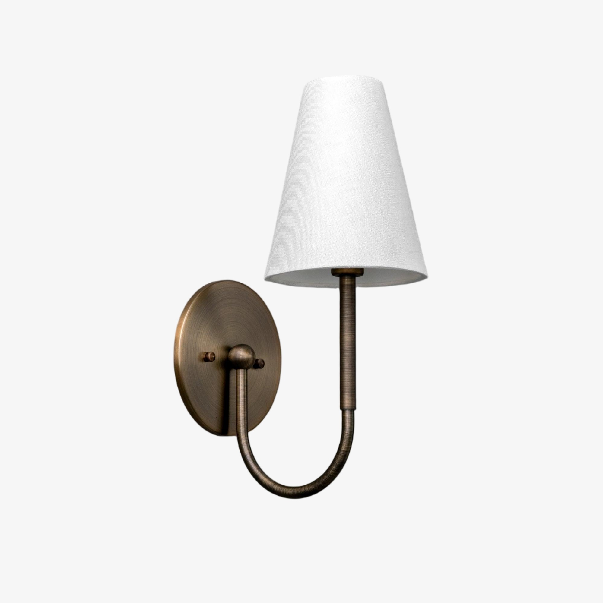 Curva Metal Collection Traditionele Wandlamp - Messing Afwerking met Kap HL1761