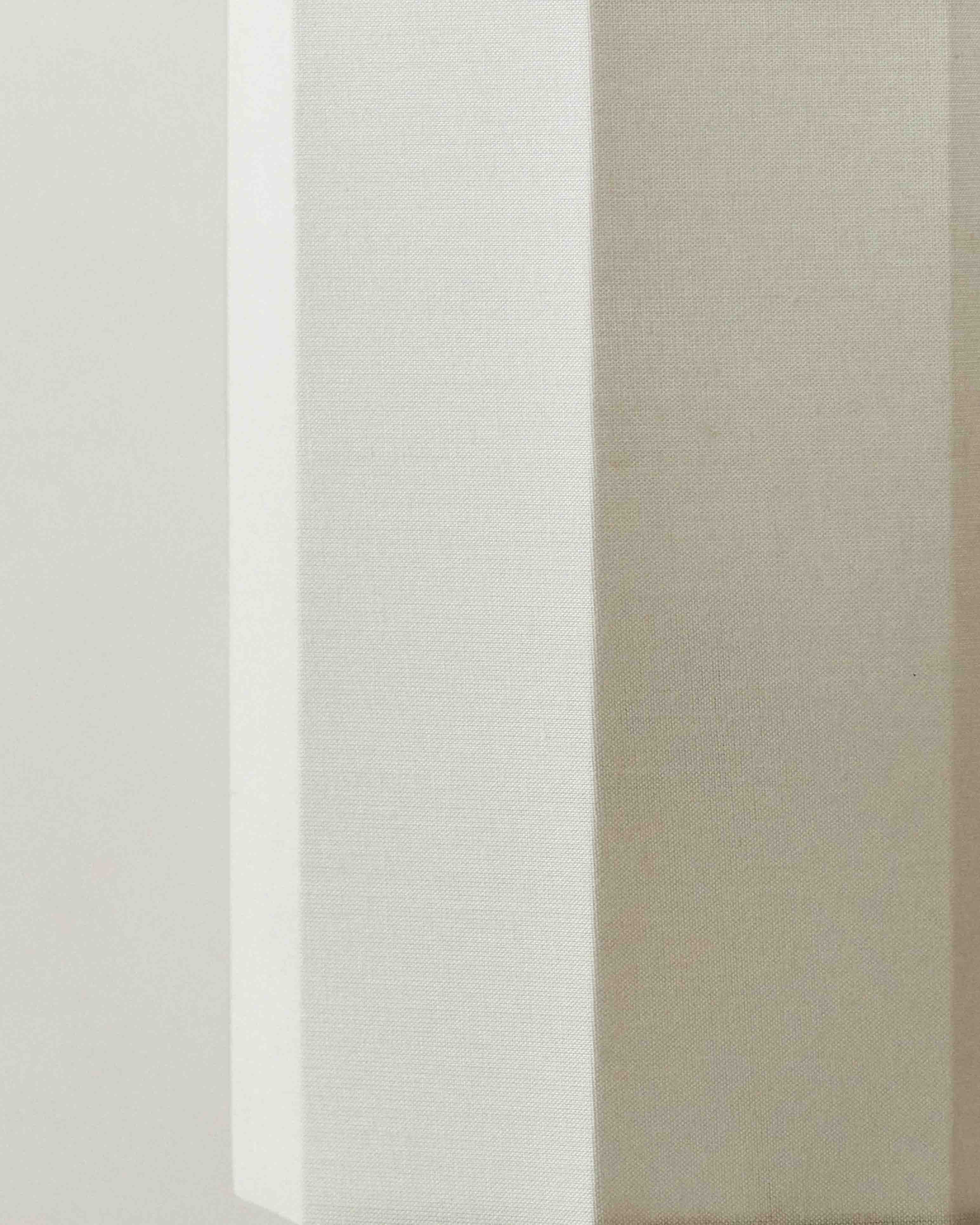 Achthoekige travertijnstenen tafellamp HL936
