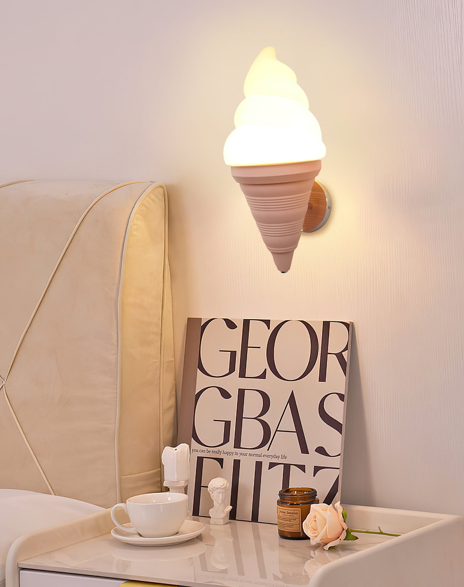 Eenvoudige ijsjeswandlamp HL1186