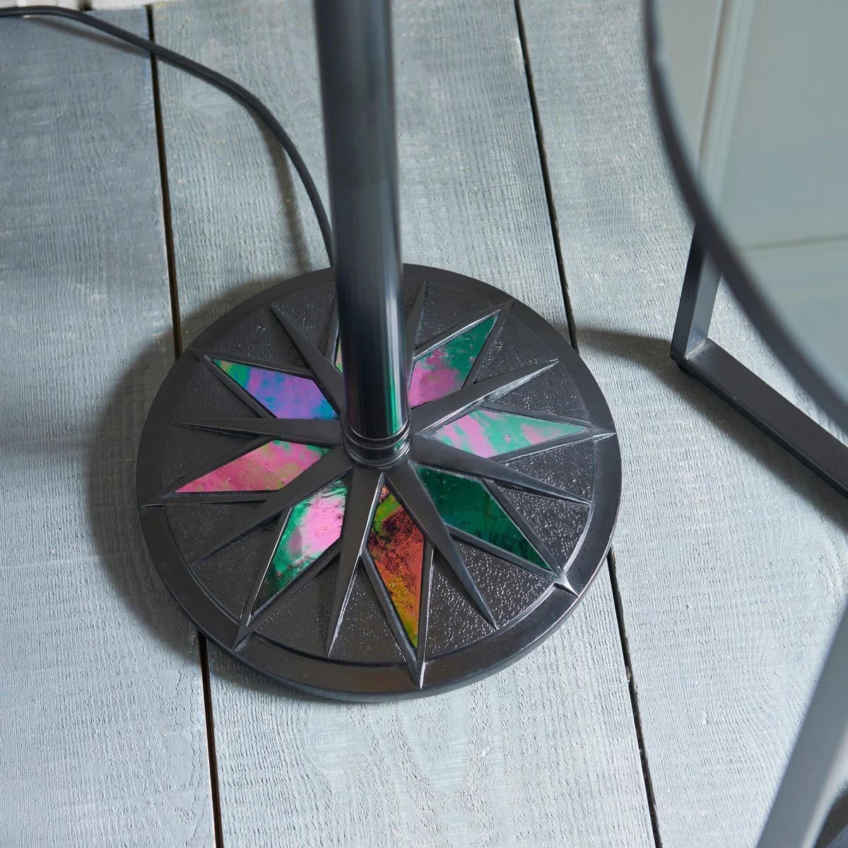 TF Dark Star Tiffany Art Glass vloerlamp - Vintage-geïnspireerde accentverlichting met metalen voet HL2072