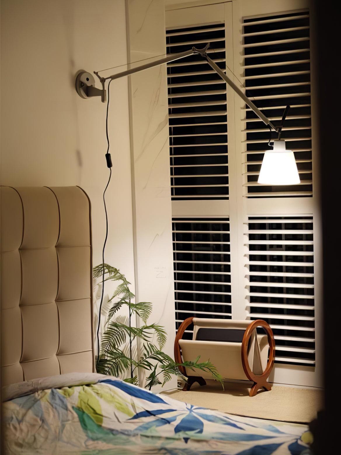 Moderne metalen wandlamp met emmerdesign en wip HL1109