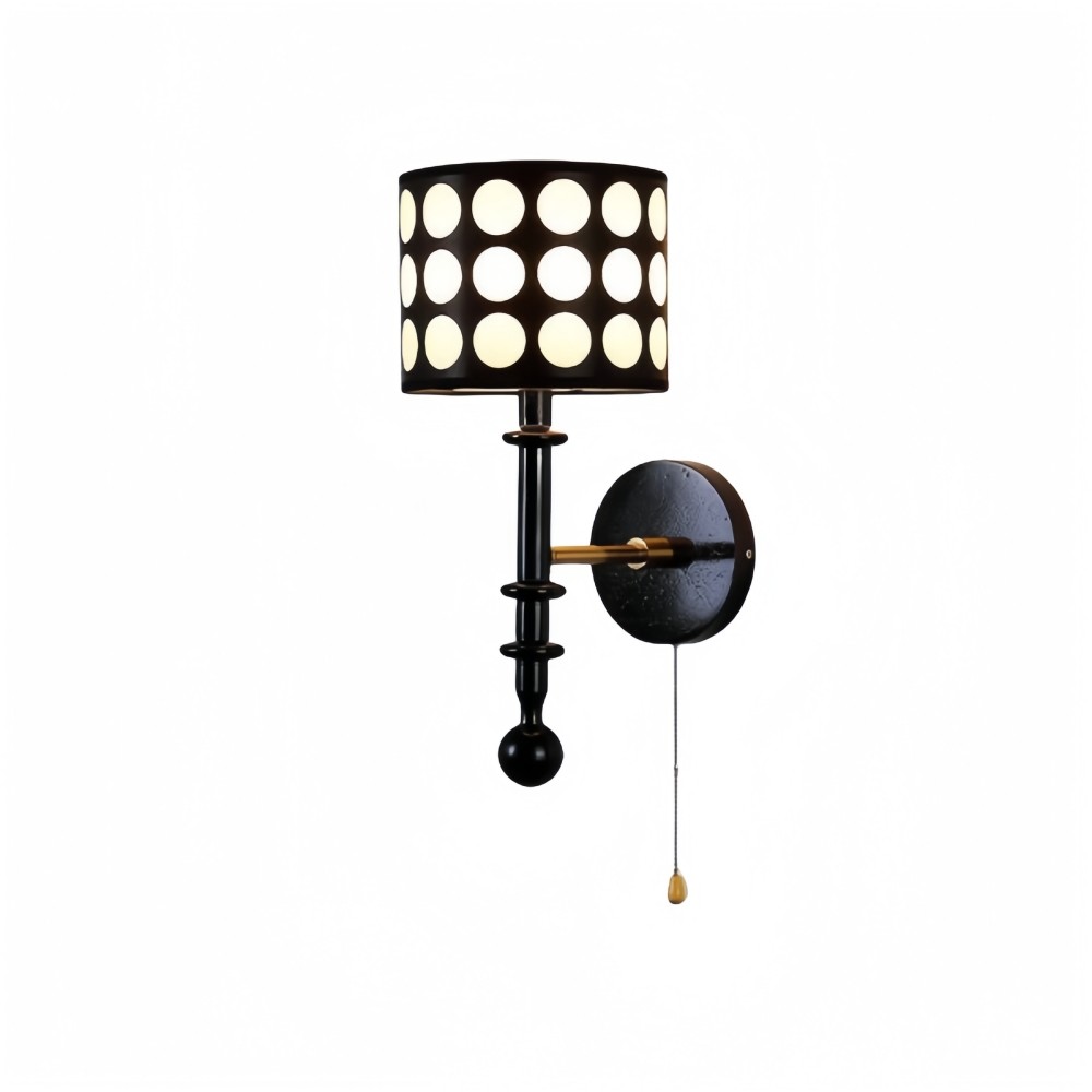 Franse witte stoffen cilindervormige wandlamp met stippen en essenhouten kap HL1118