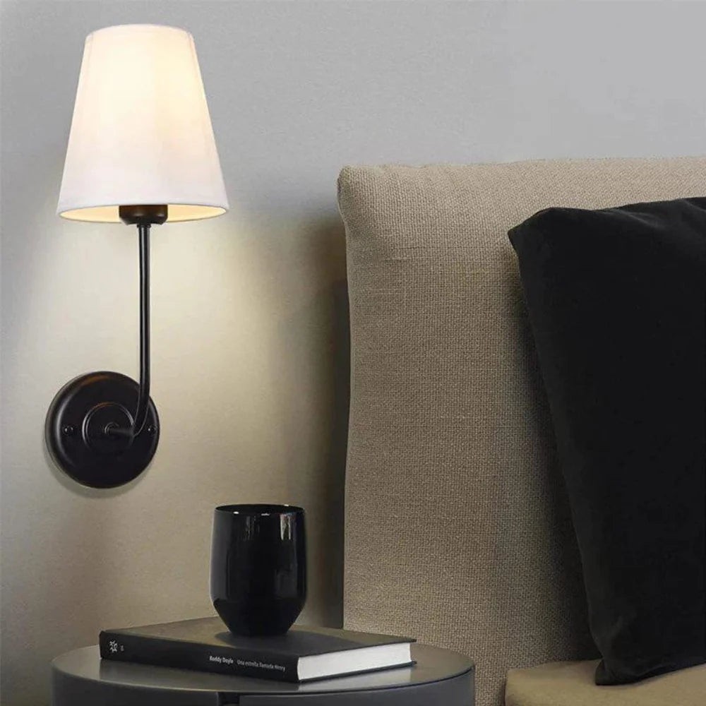 De geweven metalen wandlamp HL3342