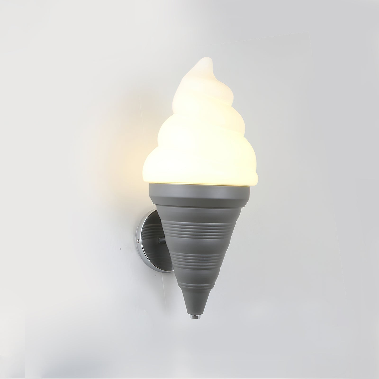 Eenvoudige ijsjeswandlamp HL1186