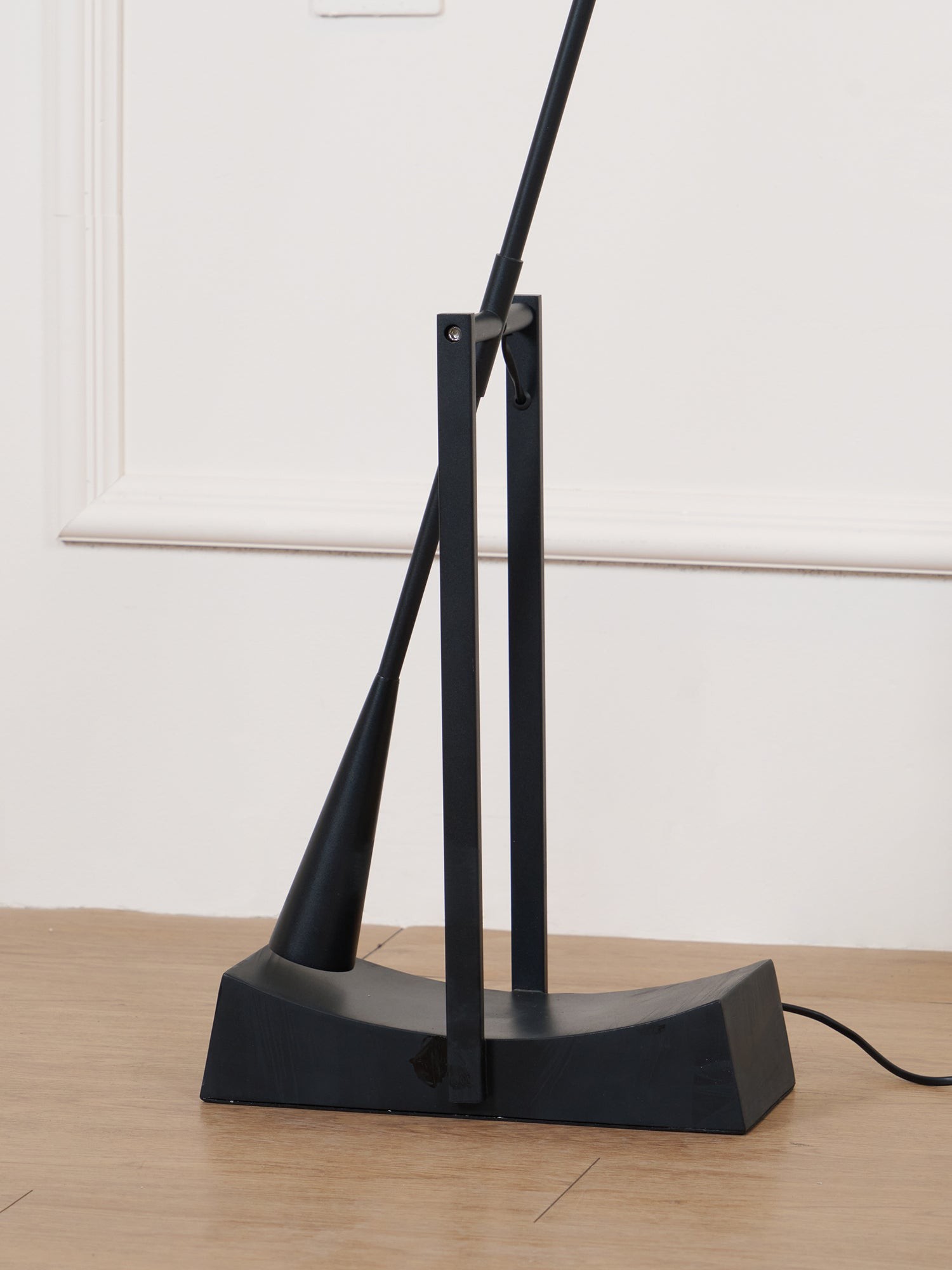 Nordic Creative Inclined Metalen Vloerlamp HL823
