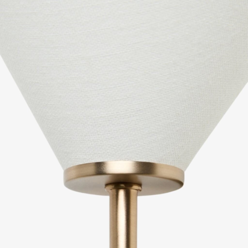 Kysara messing linnen wandlamp - Sculpturaal ontwerp met gebogen vormen, geschikt voor woonkamers, slaapkamers en badkamers