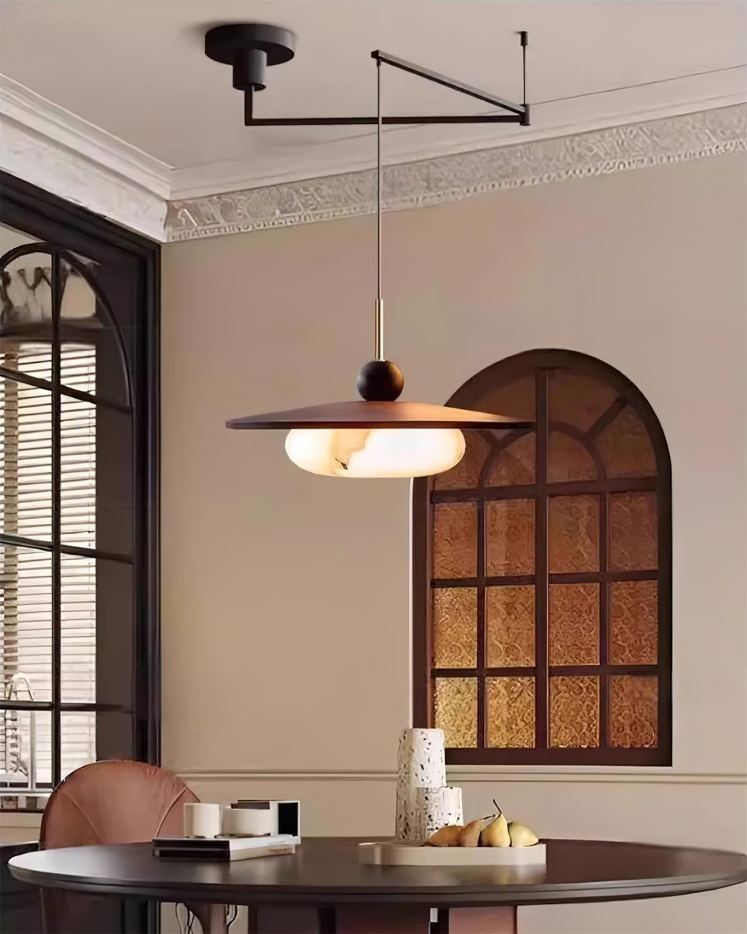 Moderne hanglamp met houten schijf en zwenkarm HL1057