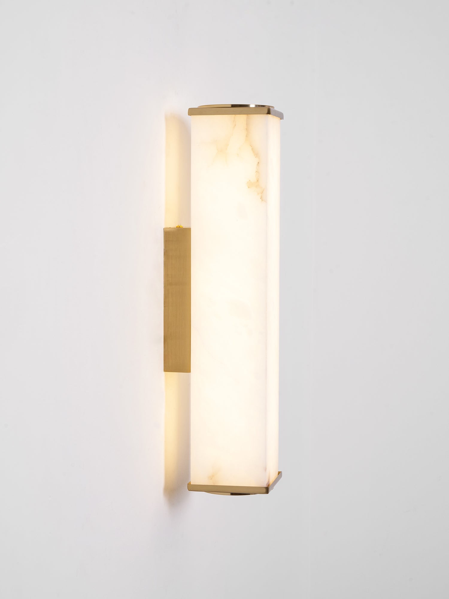 Kubusvormige albasten wandlamp HL2951