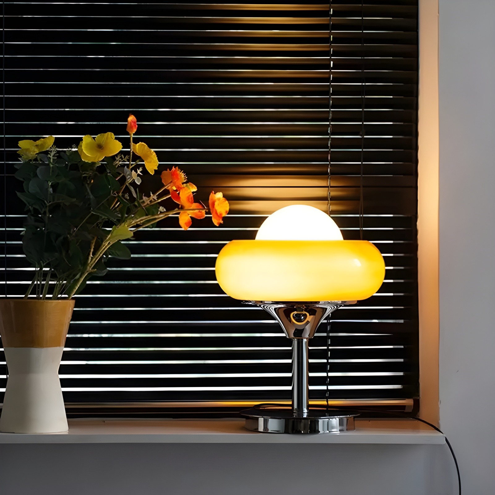 Bauhaus Eiertaart Tafellamp HL272