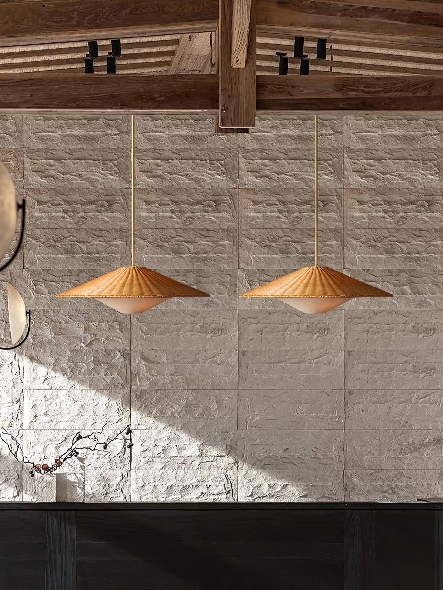 Hanglamp in de vorm van een rotan hoed, geschikt voor de woonkamer HL796