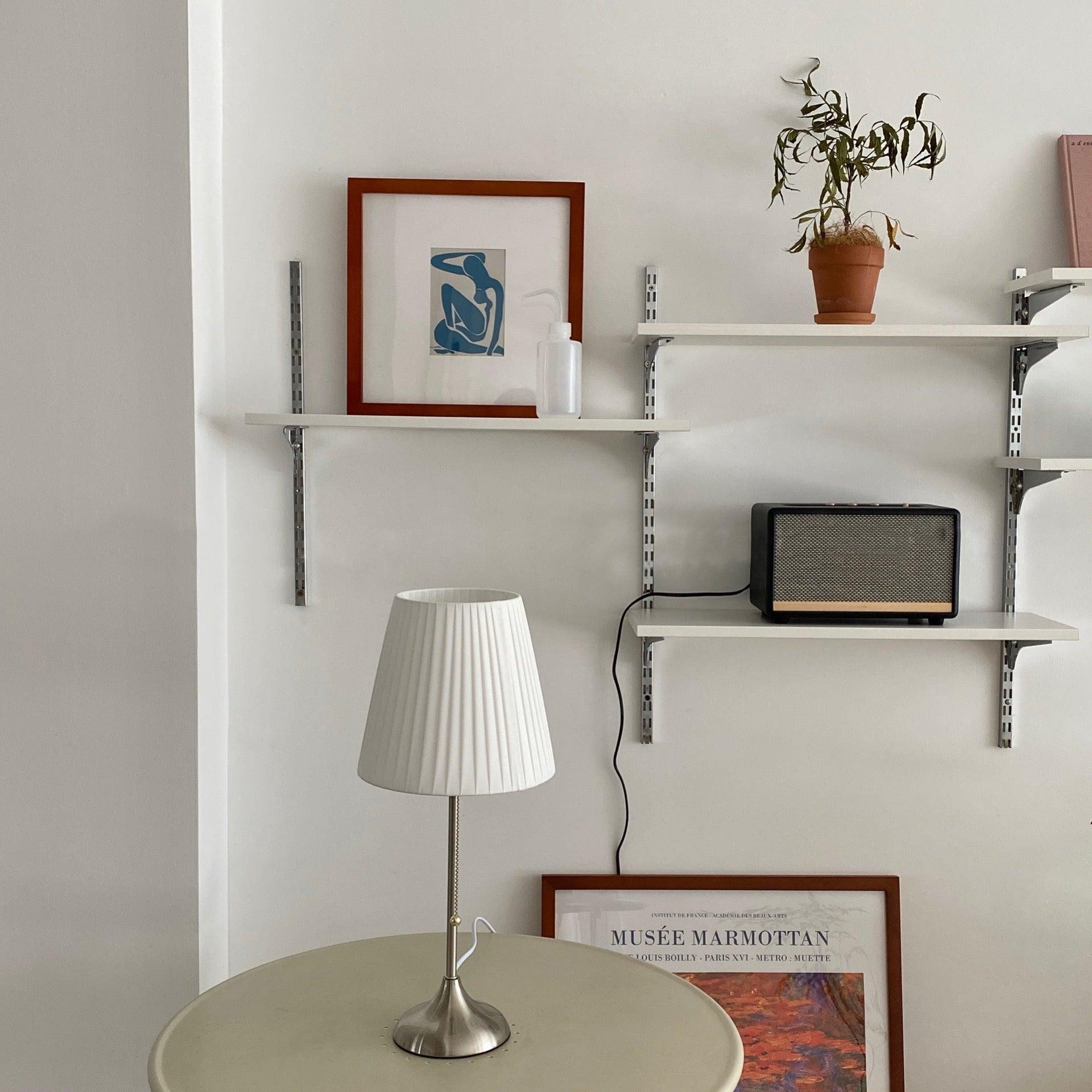 Metalen voet nachtkastje lamp HL359
