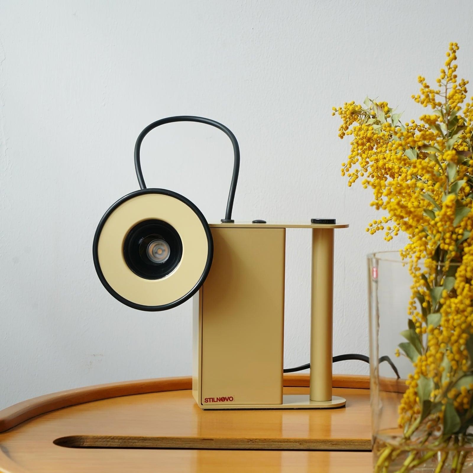 Magnetisch verstelbare cameratafellamp HL946