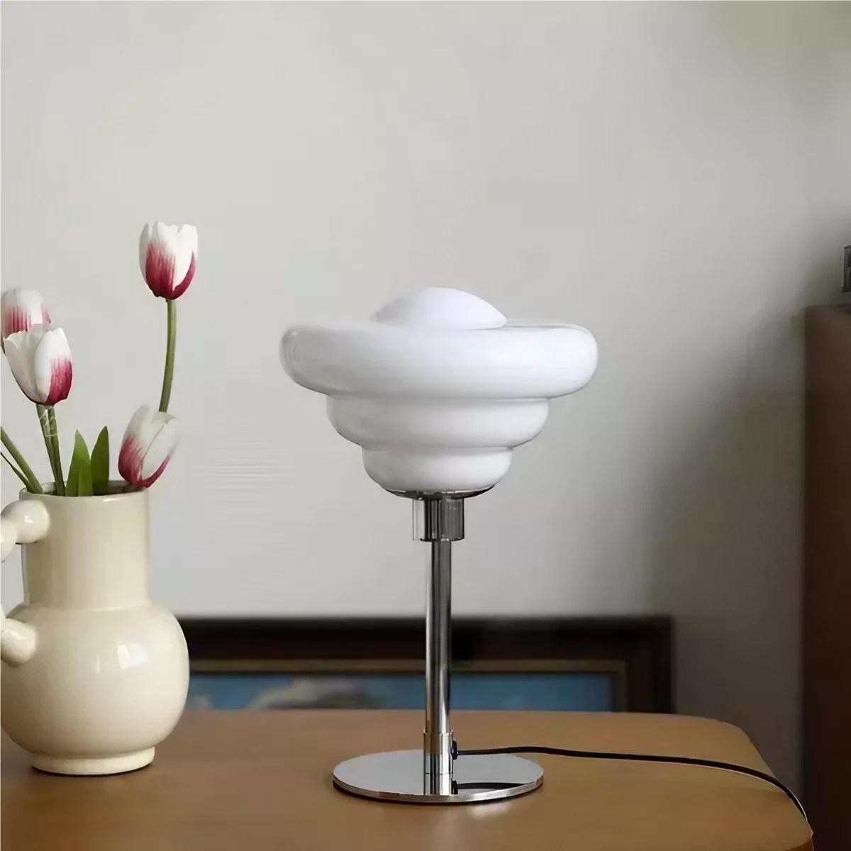 Eiertaart Ripple Glazen Bauhaus Tafellamp HL189