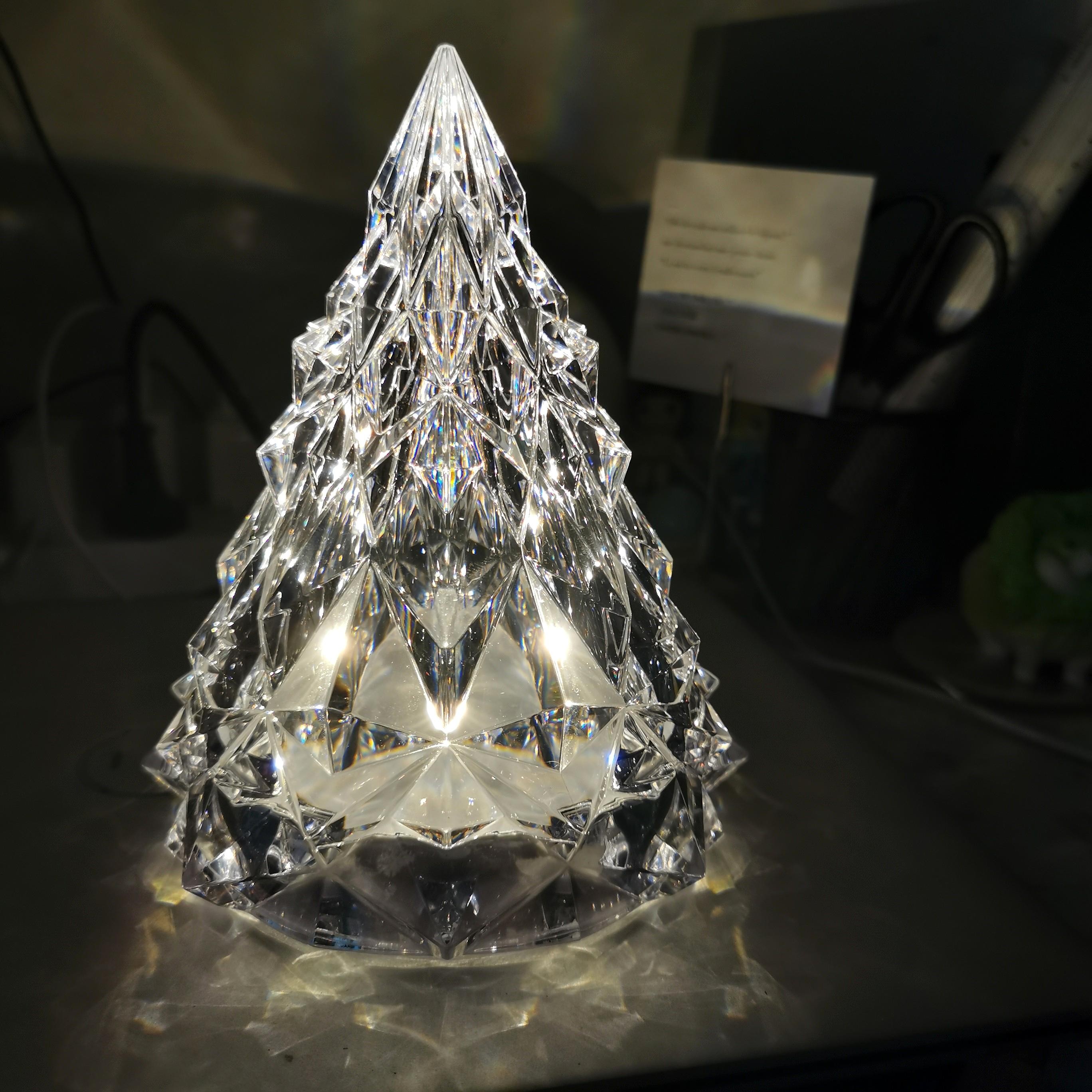 Iceberg Kristal Batterij Tafellamp