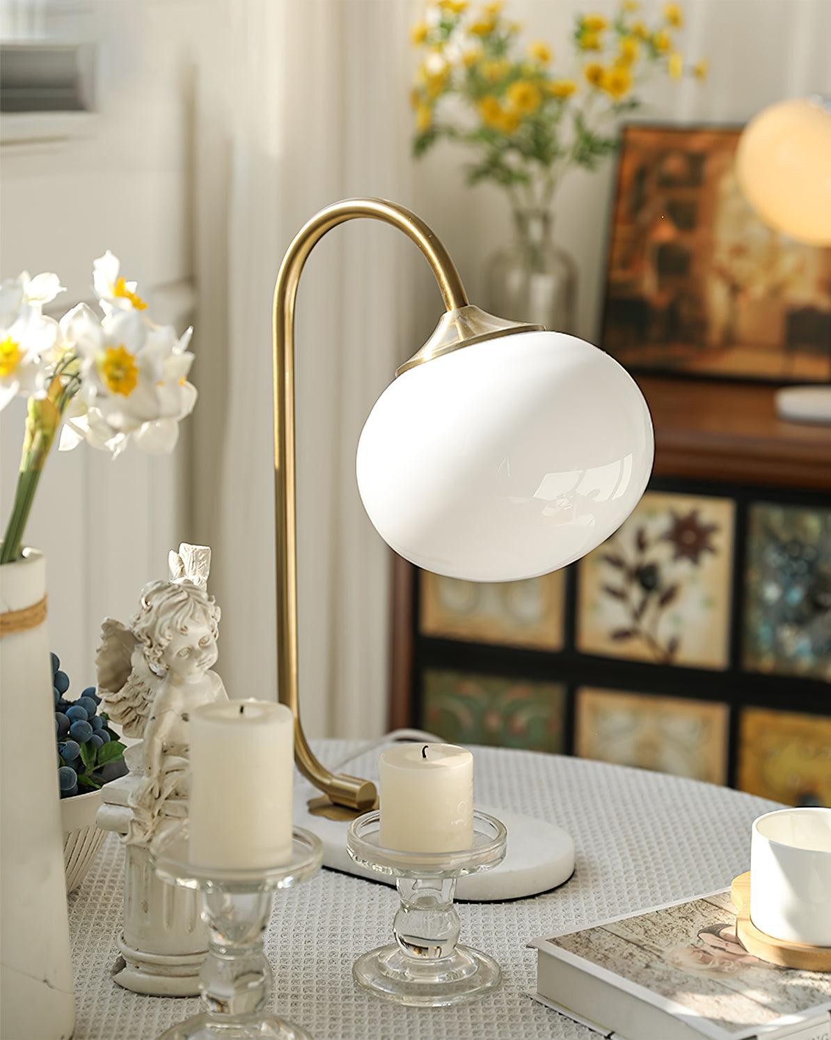 Scandinavische crèmekleurige bal tafellamp voor woonkamer HL597