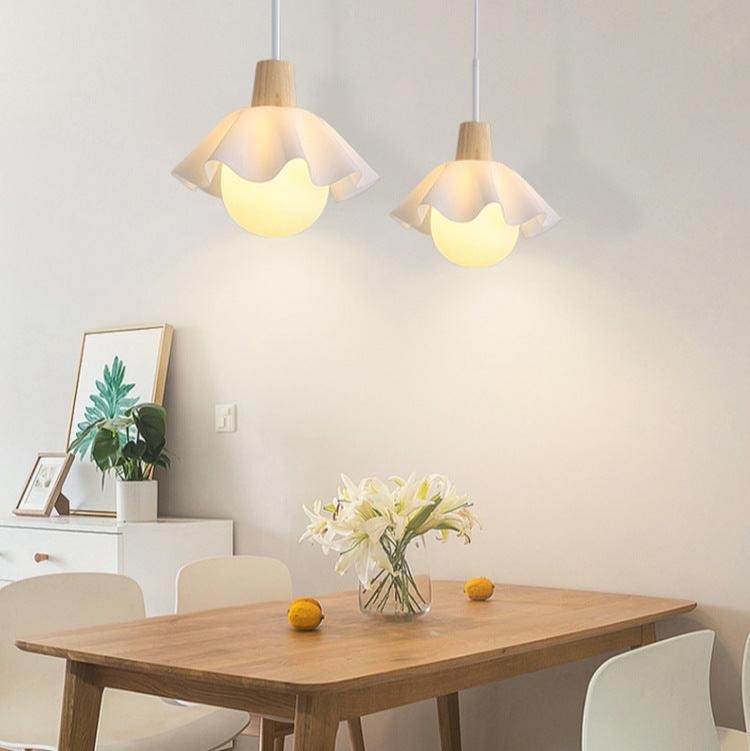 Houten hanglamp met bloemen in Scandinavische stijl HL1246