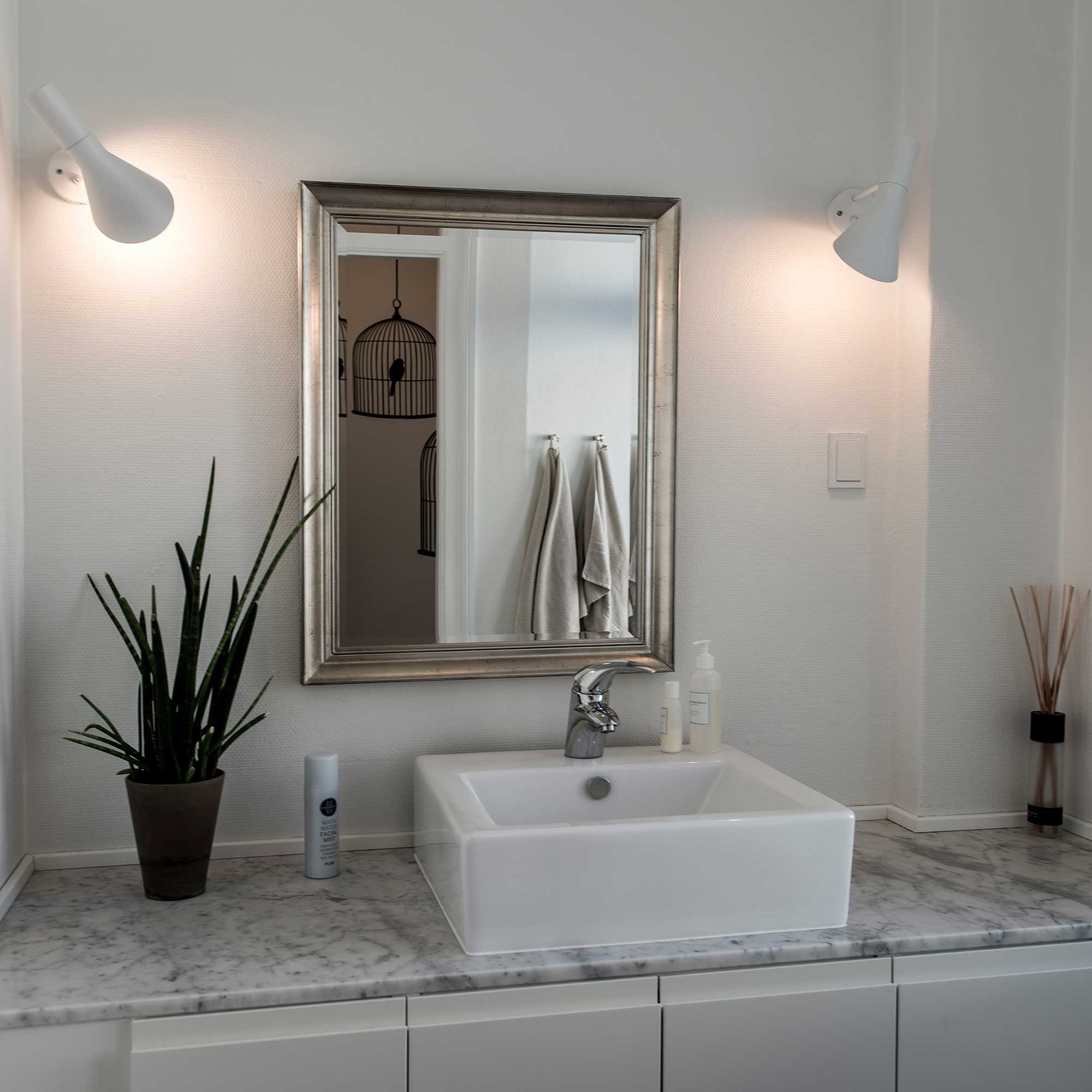 Klassieke Richtingsgebonden Asymmetrische Metalen Wandlamp HL53