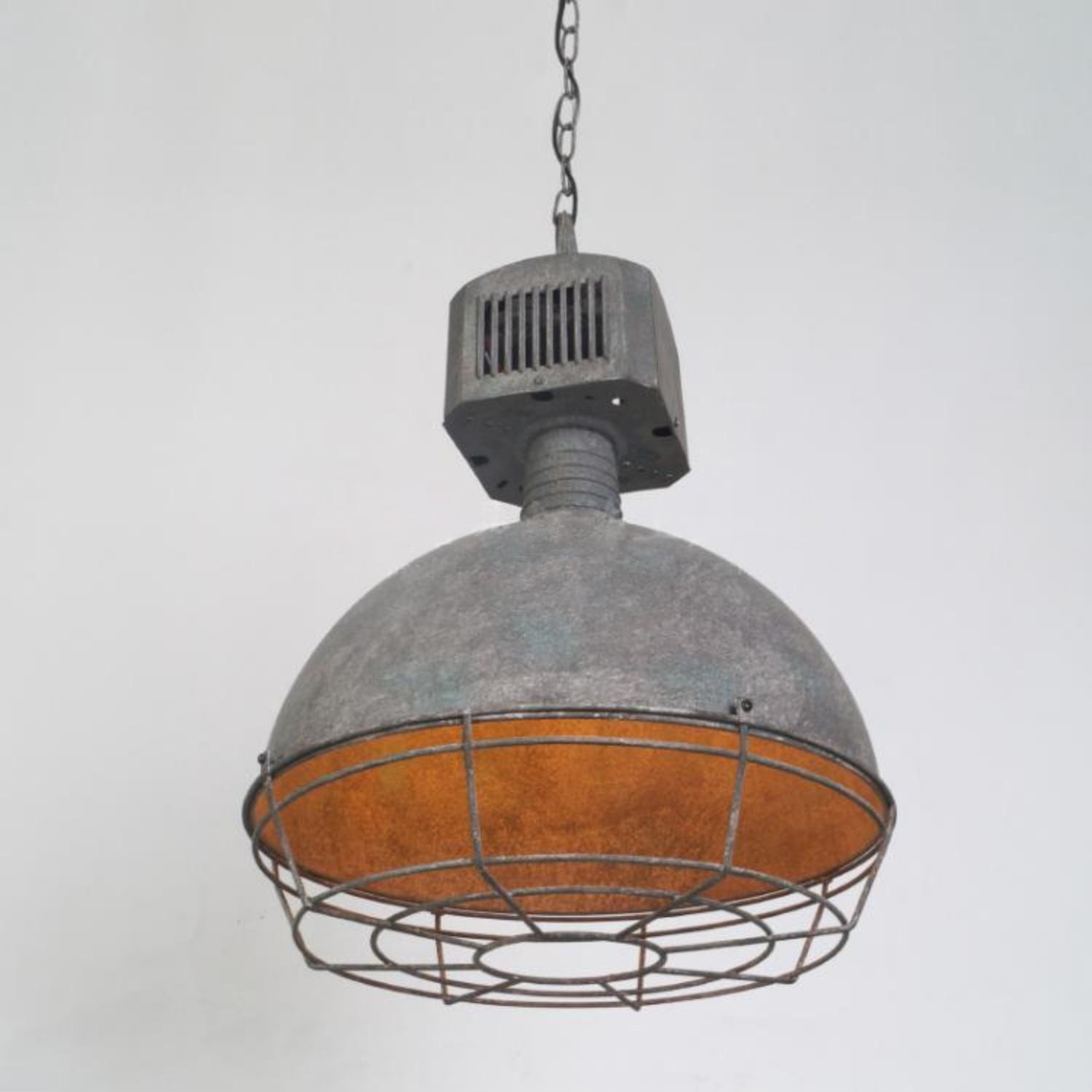 Hanglamp met metalen omhulsel in industriële stijl HL3022