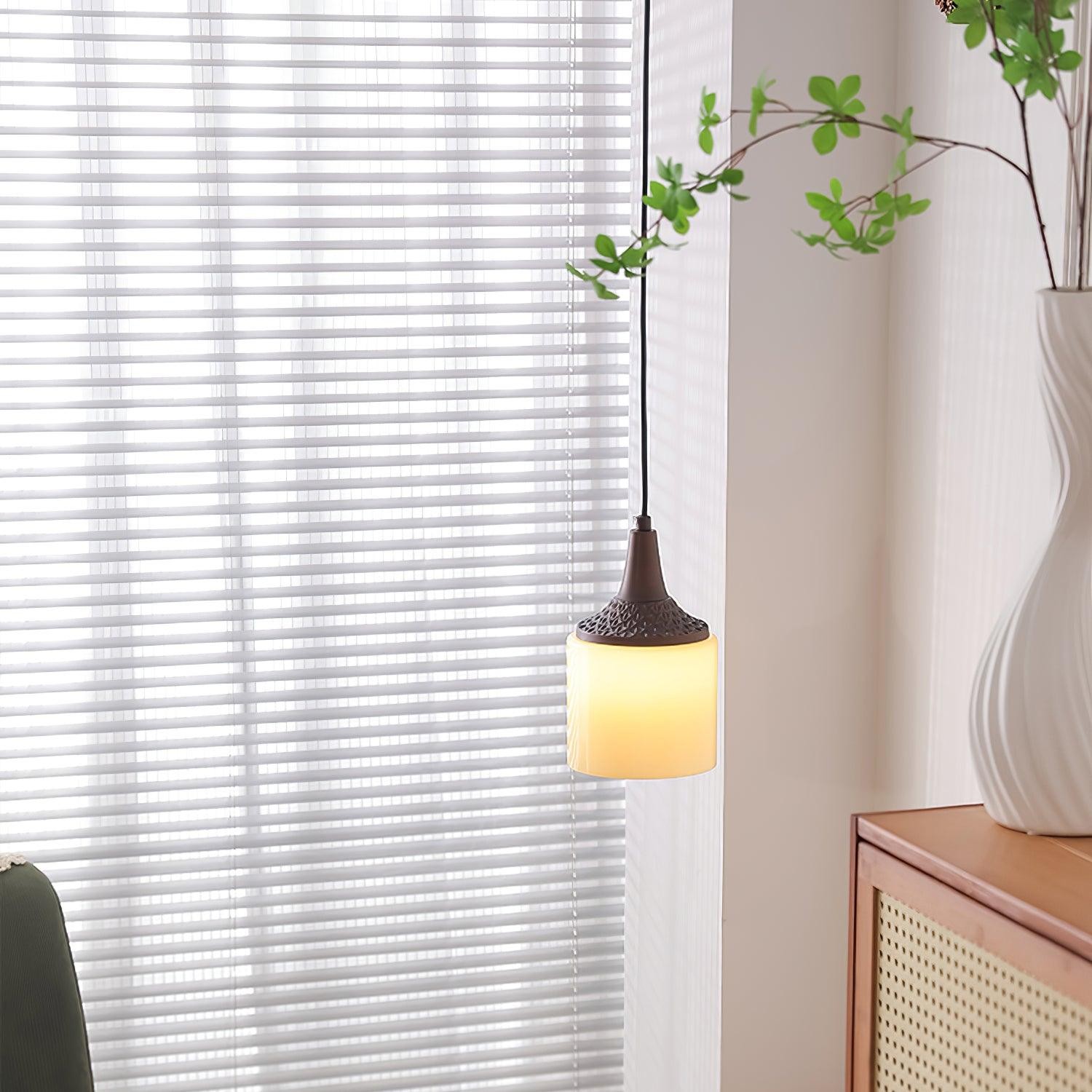 Moderne eenvoudige crèmekleurige gladde kleine hanglamp HL451