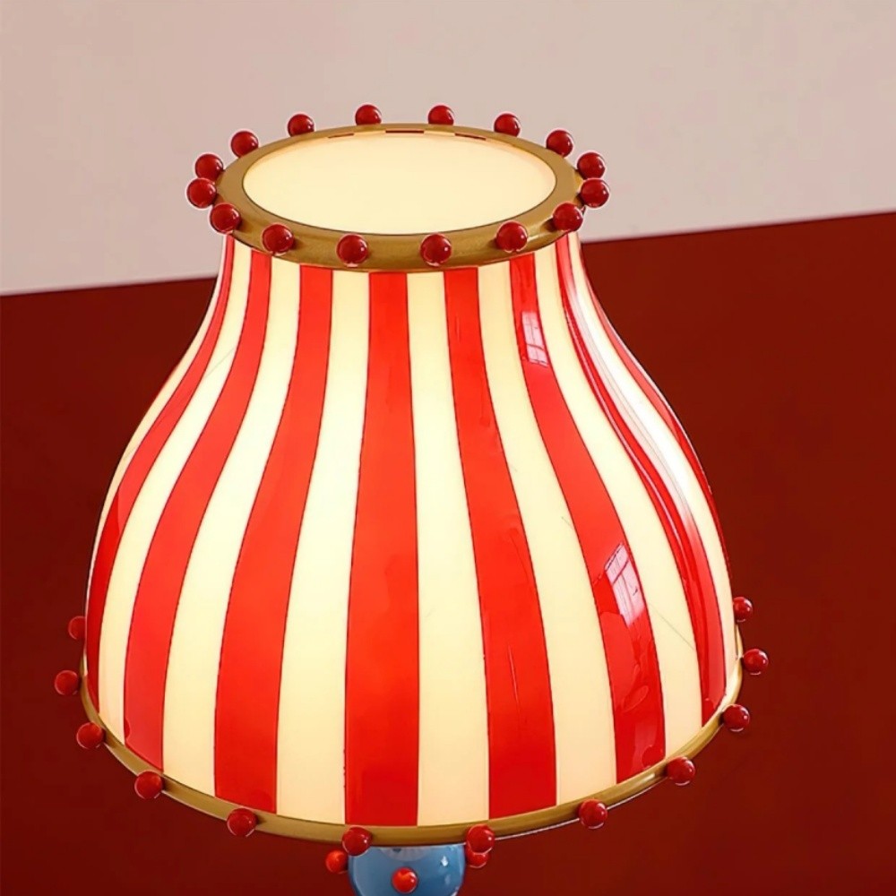 Festilo Circus Sculpturale Vloerlamp – Gebogen Metalen Vloerarmatuur voor Woonkamers HL2307