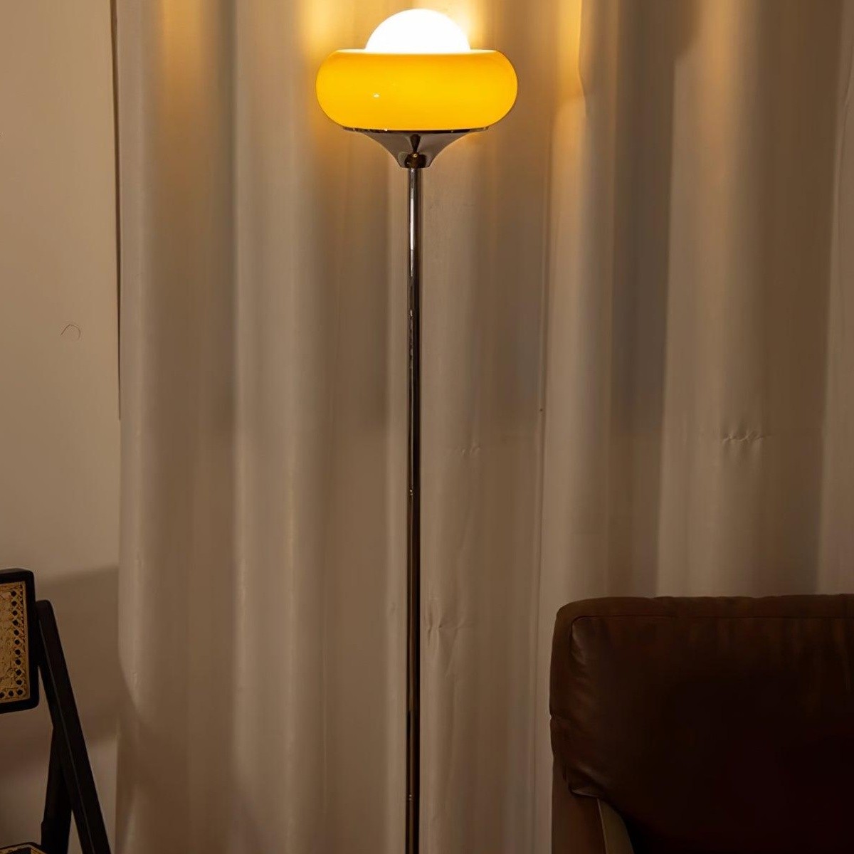 Bauhaus Eiertaart Vloerlamp HL273