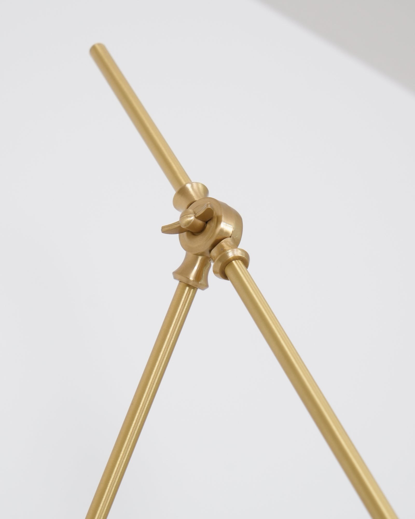 Vintage metalen verstelbare wandlamp met zwenkarm HL966