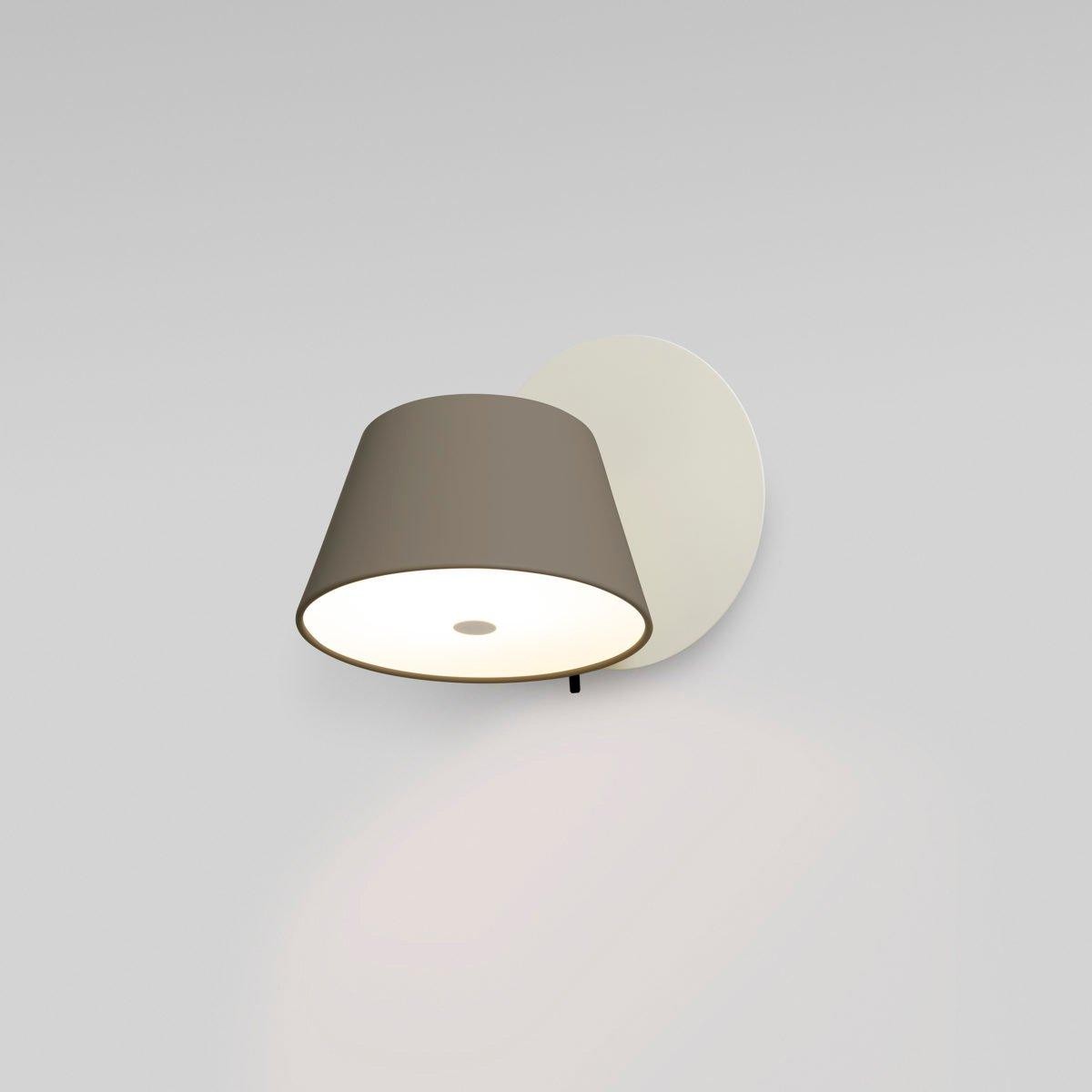 Eenvoudige leeslamp voor aan het bed in de slaapkamer HL478