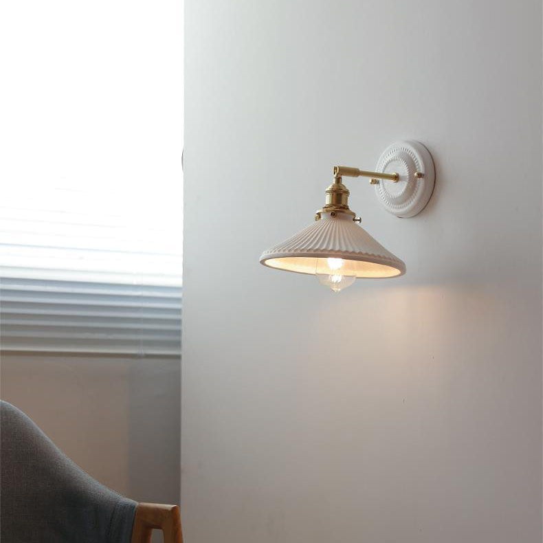 Vintage Japanse keramische messing wandlamp met 1 lamp HL1400