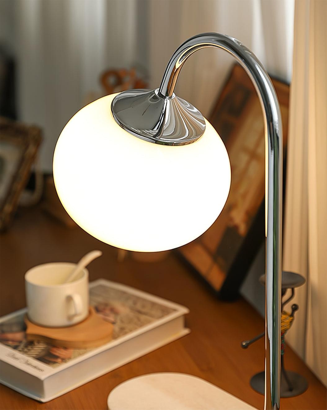 Scandinavische crèmekleurige bal tafellamp voor woonkamer HL597
