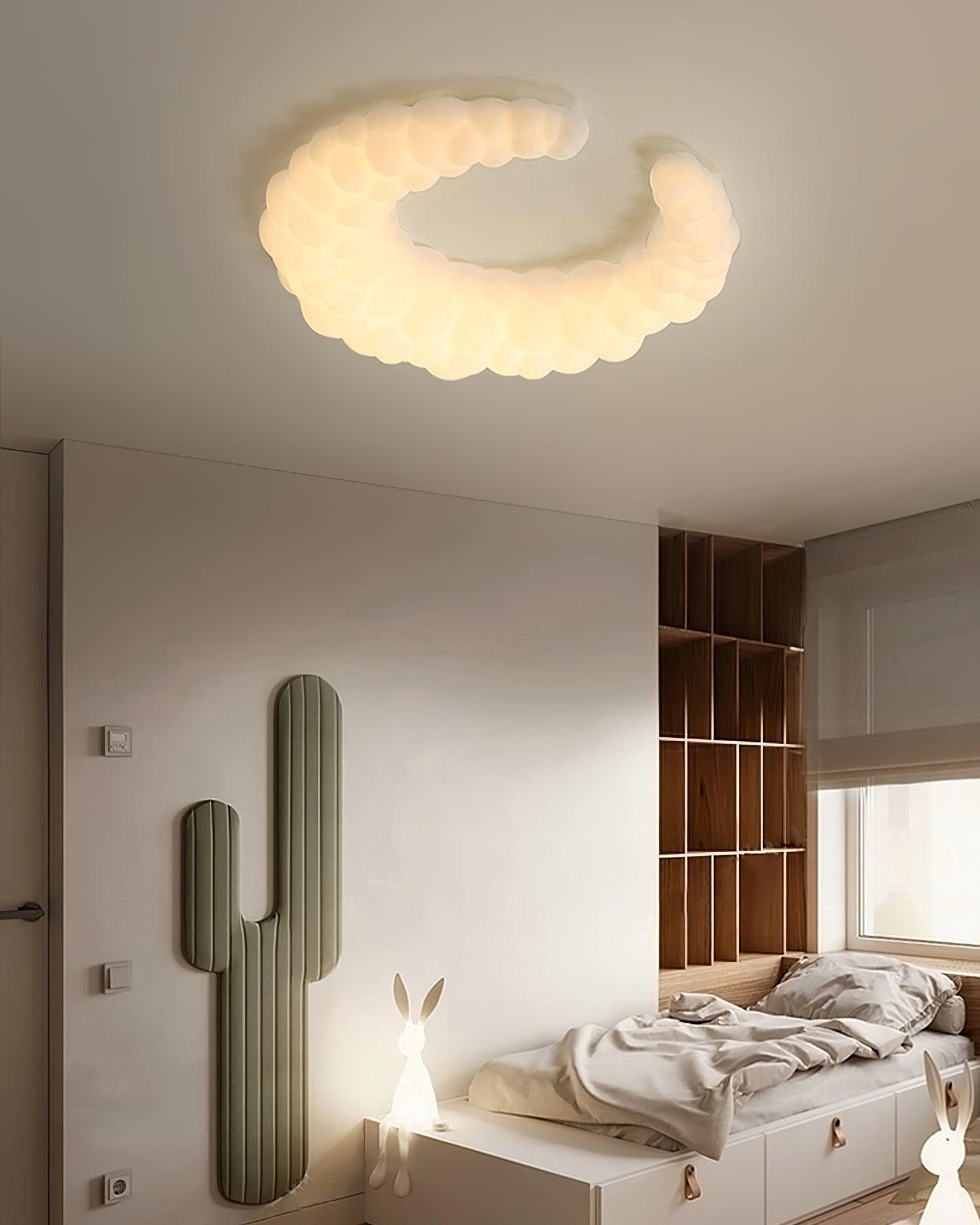 Crèmekleurige maanplafondlamp HL364