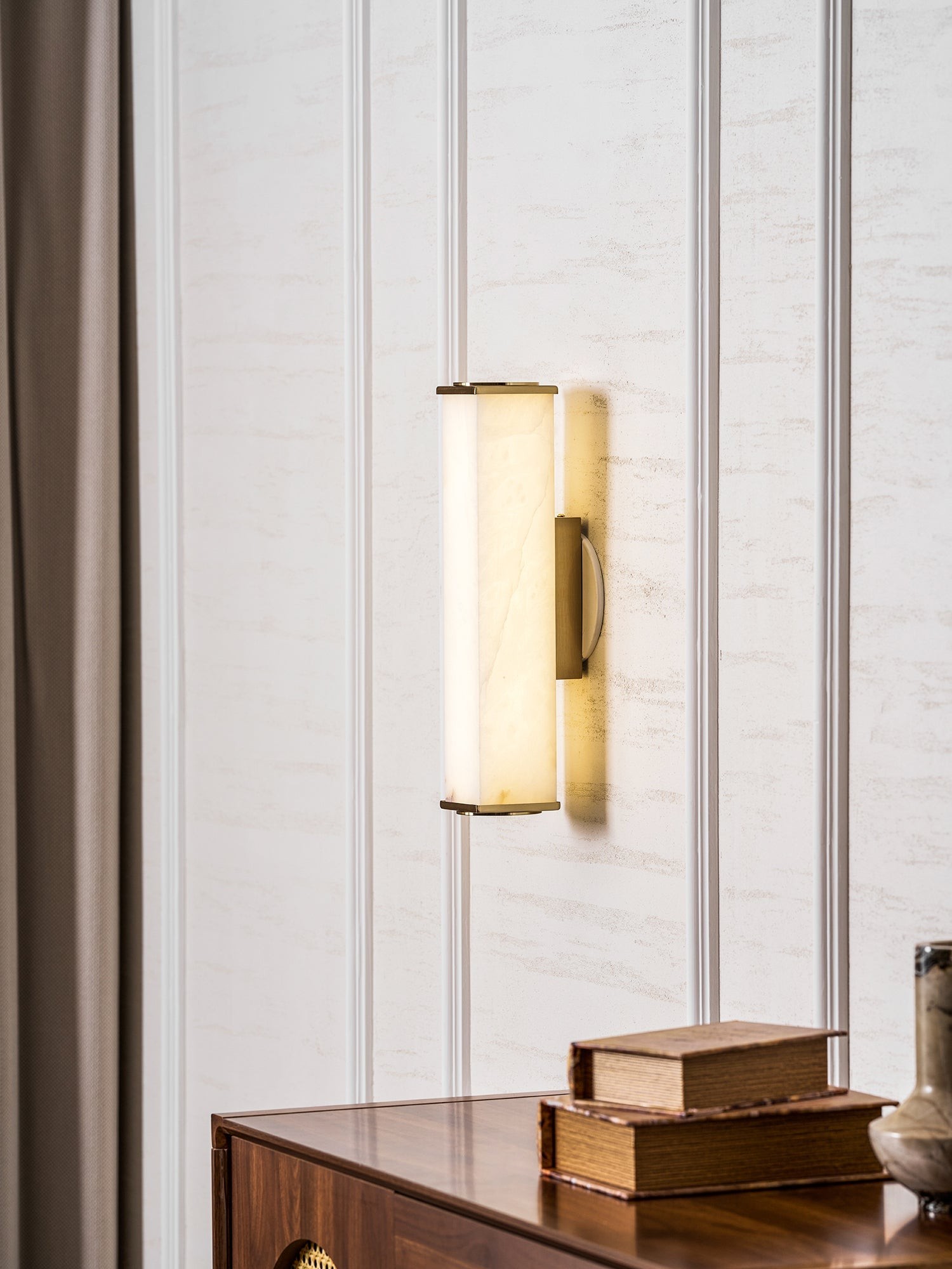 Kubusvormige albasten wandlamp HL2951