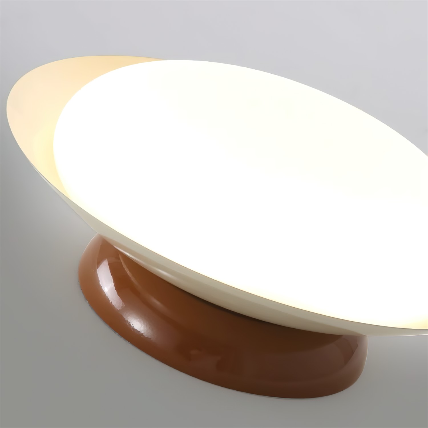 Crèmekleurige moderne plafondlamp HL632