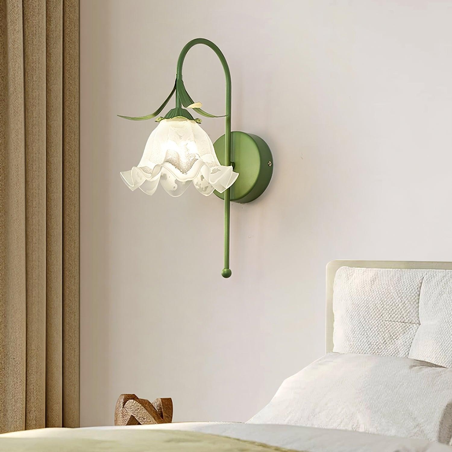 Franse crèmekleurige bloemenwandlamp HL582