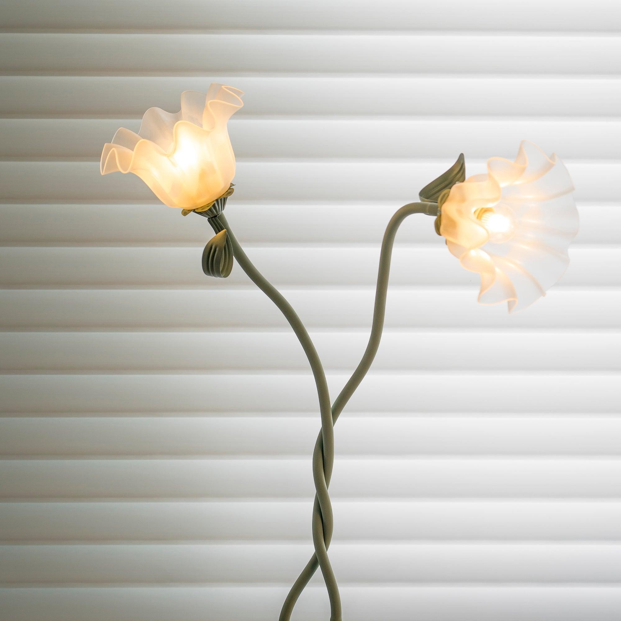 Creatieve multi-kops wikkelbloemvormige vloerlamp HL403