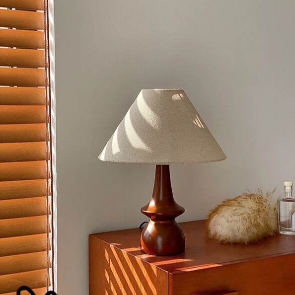 Olivia Vintage Massief Houten Tafellamp HL1259