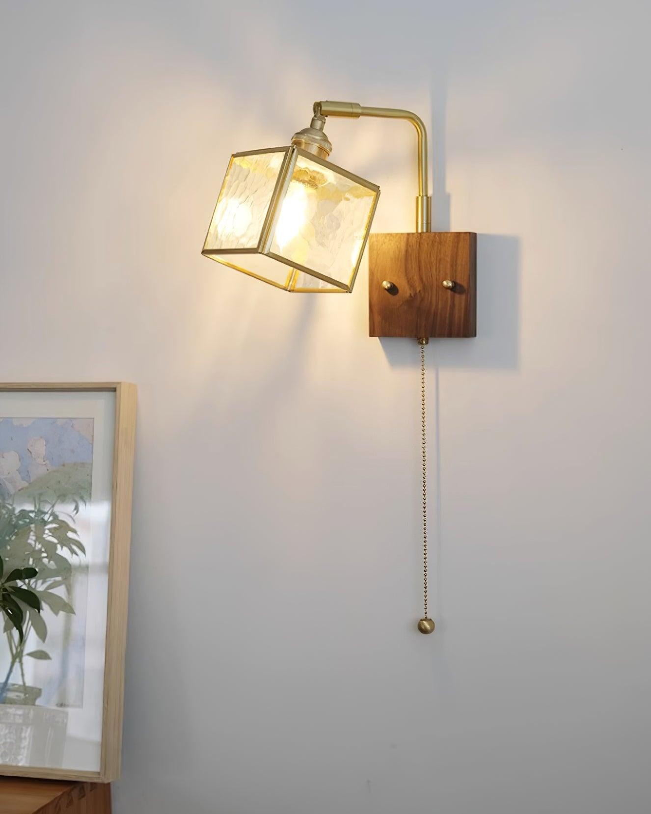 Vierkante glazen verstelbare houten wandlamp HL671