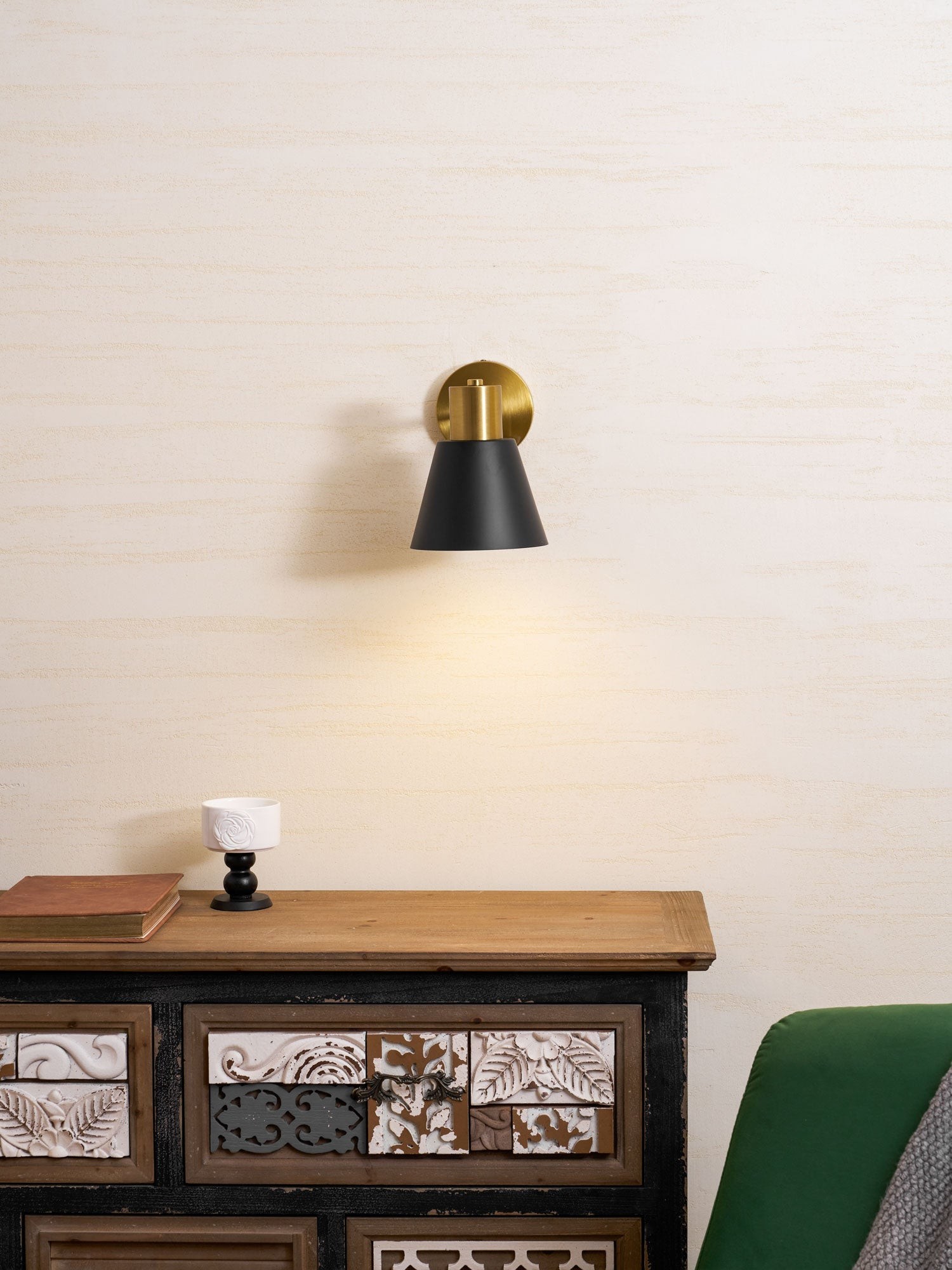 Verstelbare wandlamp met arm HL2926