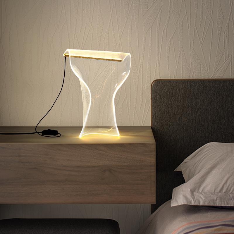 GWEILO Creatieve Onregelmatige Transparante Tafellamp