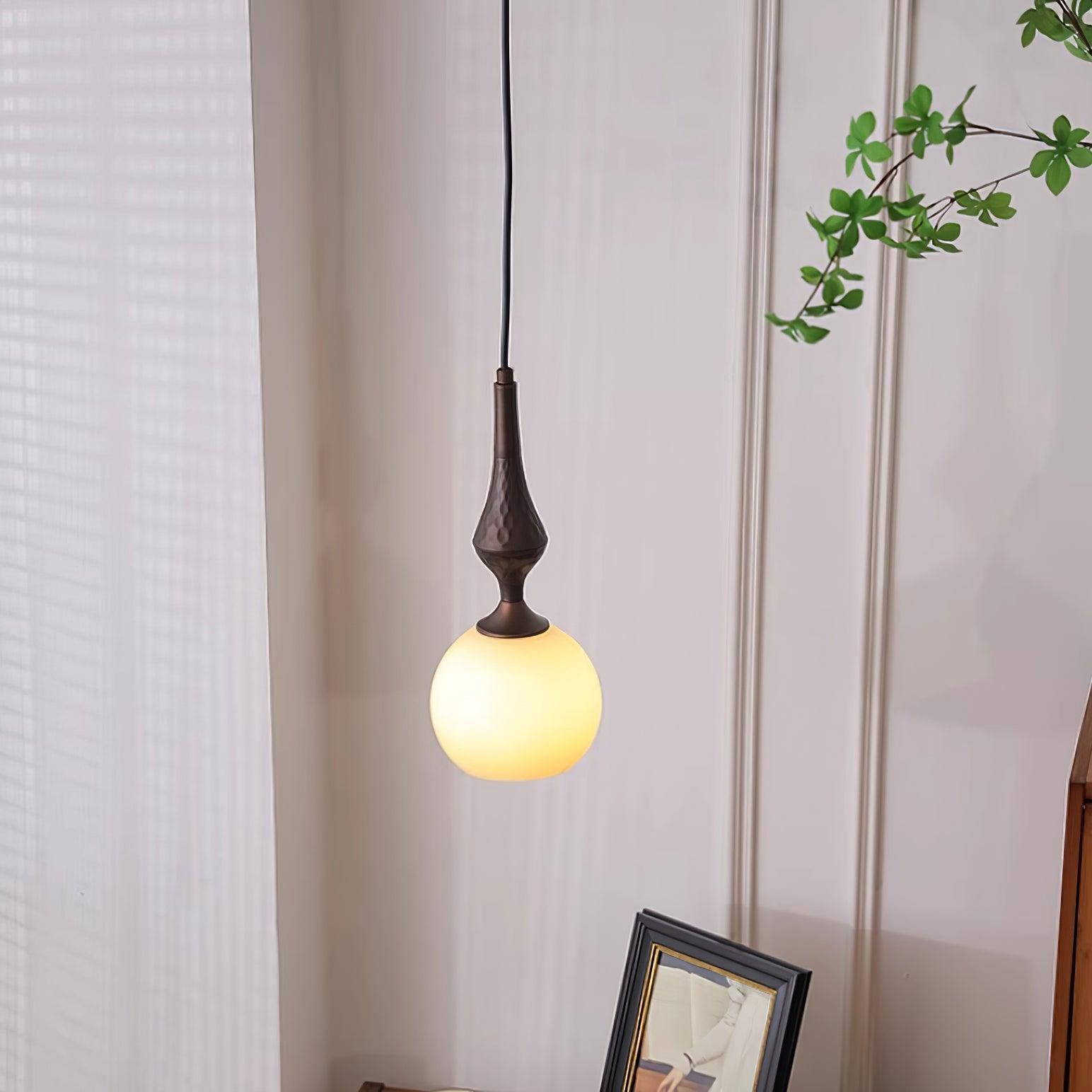 Moderne eenvoudige crèmekleurige gladde kleine hanglamp HL451