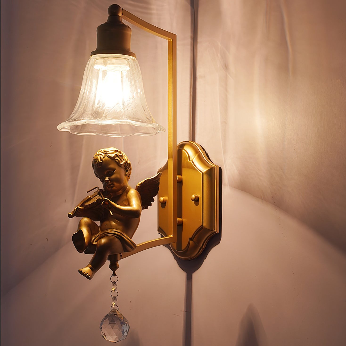 Kunstengel Wandlamp HL1133