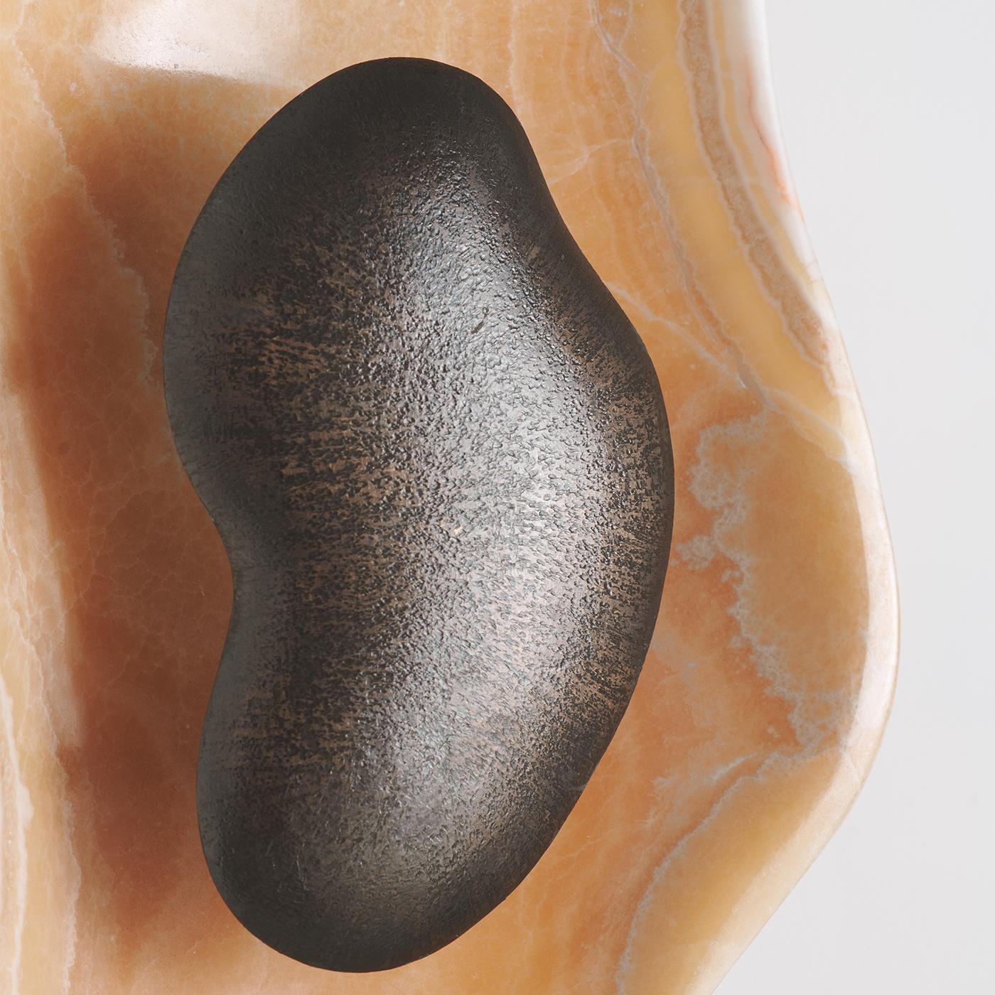 Wandlamp van gehamerd oesterkleurig onyx HL3278