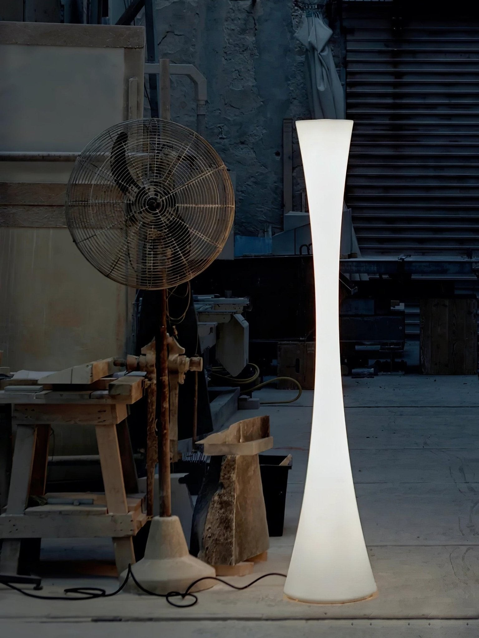Romantische eenvoudige witte kolomvloerlamp HL997
