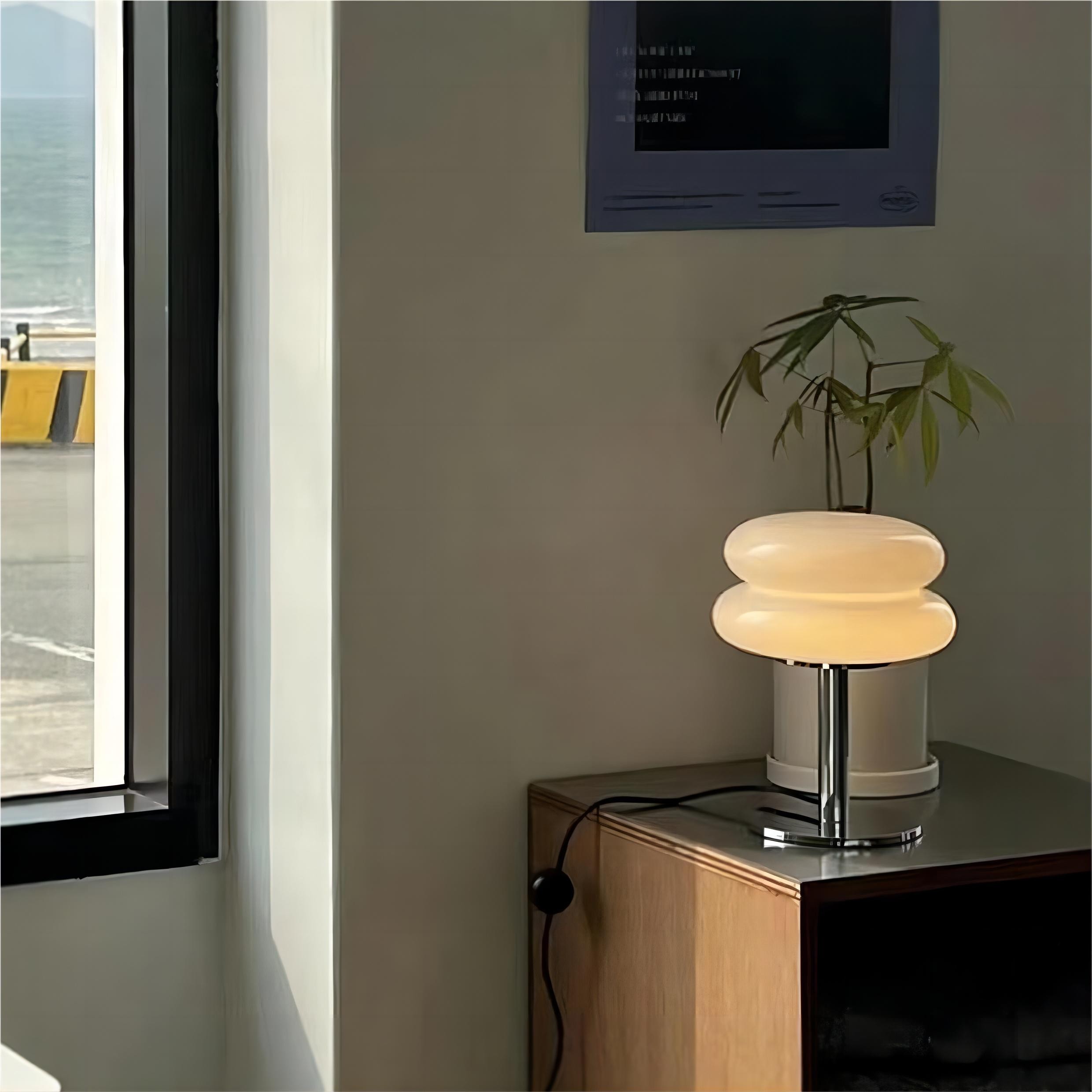 Bauhaus Dubbele Glazen Tafellamp - Sculpturale Gelaagde Nachtlamp voor Slaapkamer en Bureau HL22