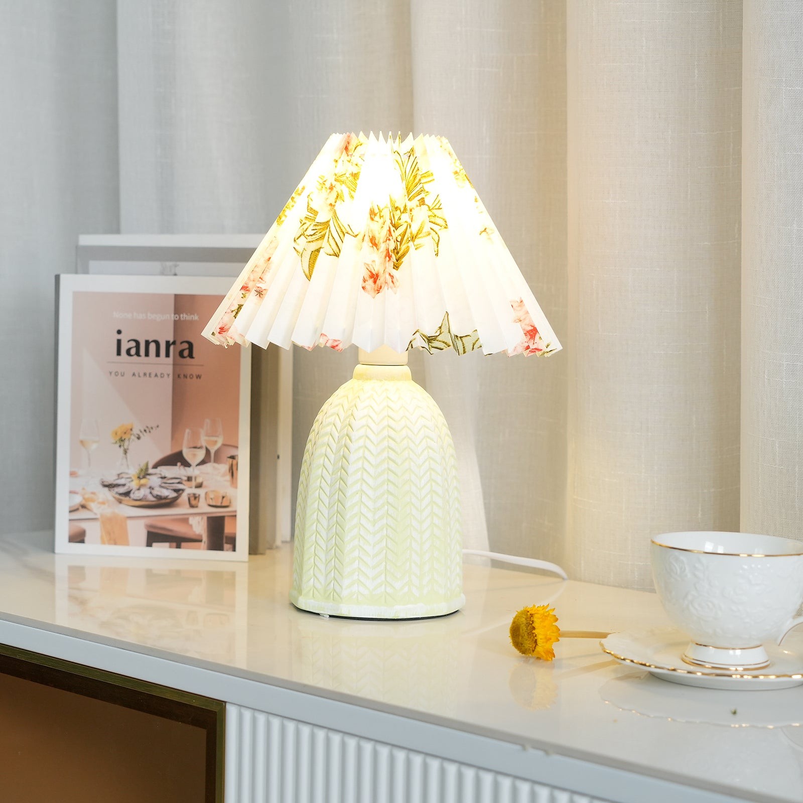 Vintage geplooide tafellamp HL841
