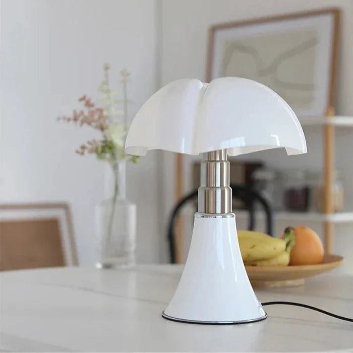 Petalica tafellamp HL2713