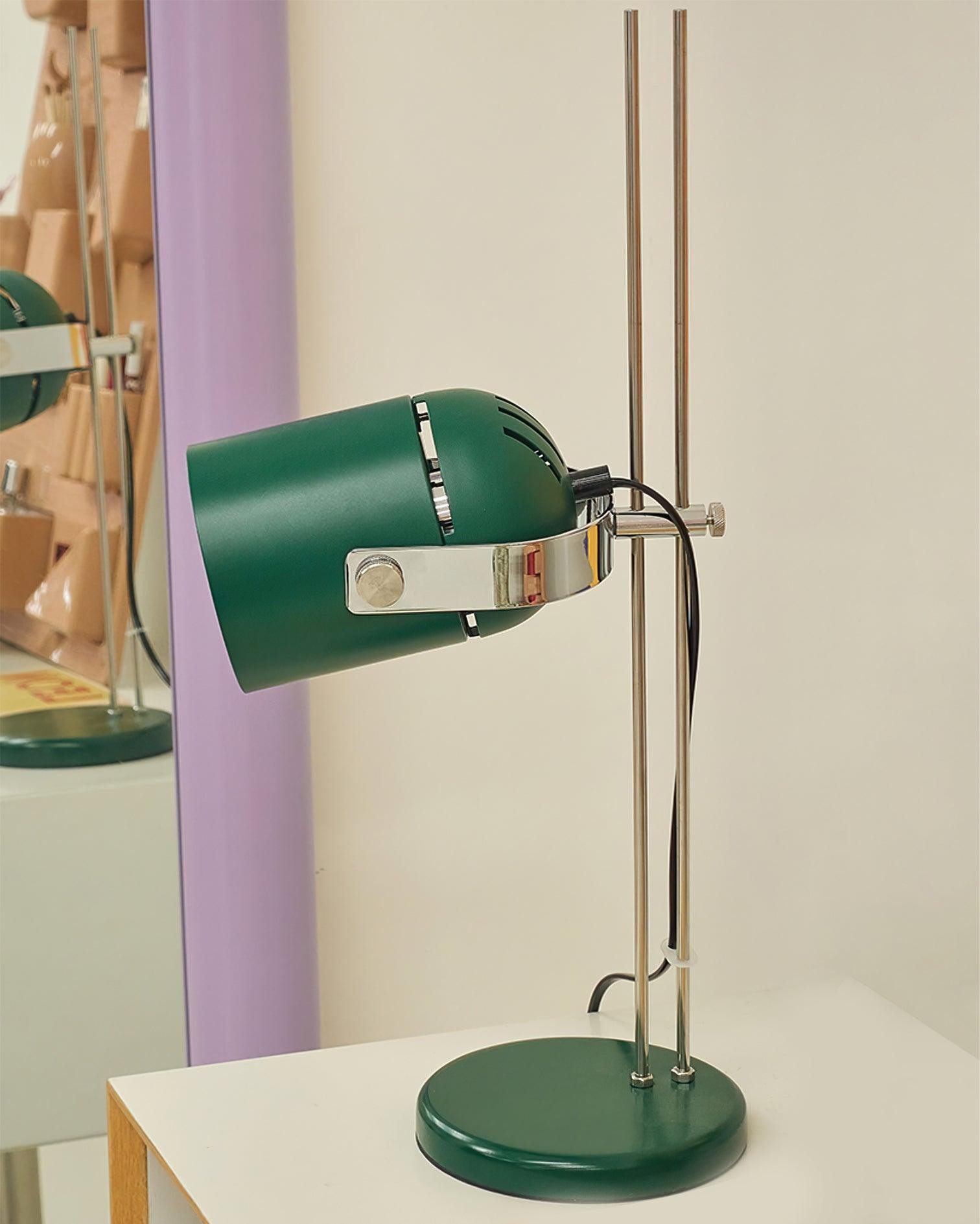 Verstelbare bureaulamp HL2923