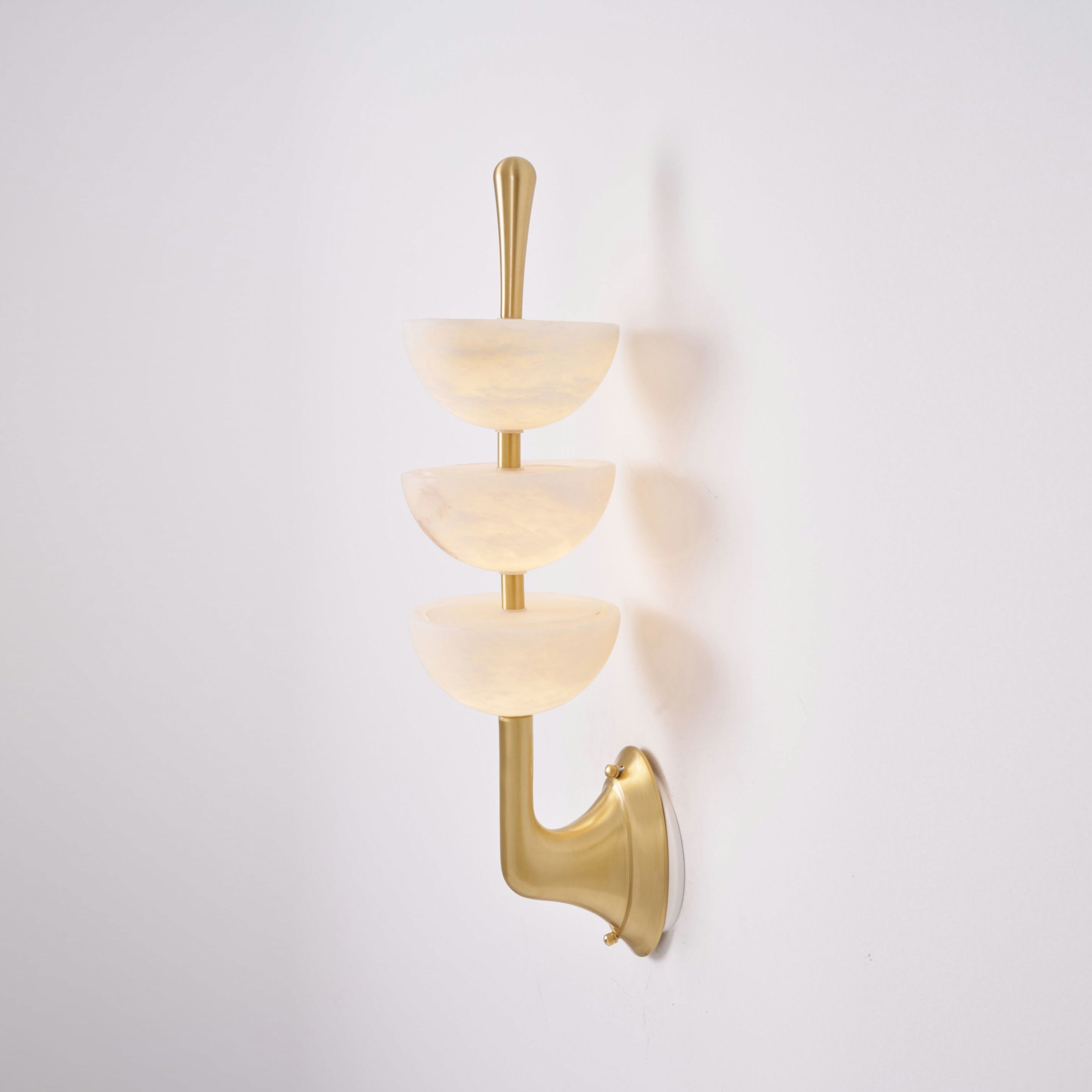 Drievoudige albasten wandlamp HL3118