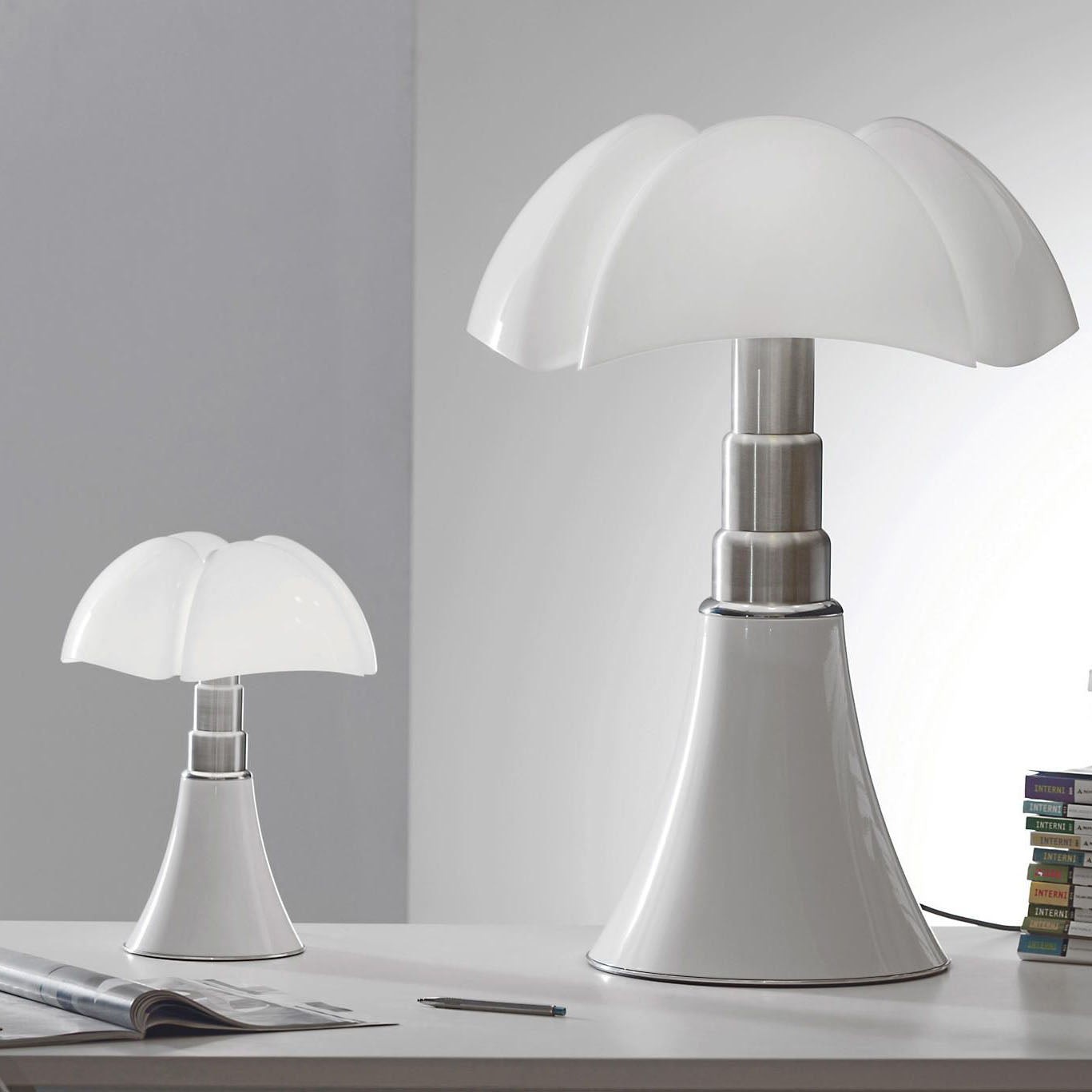 Petalica tafellamp HL2713