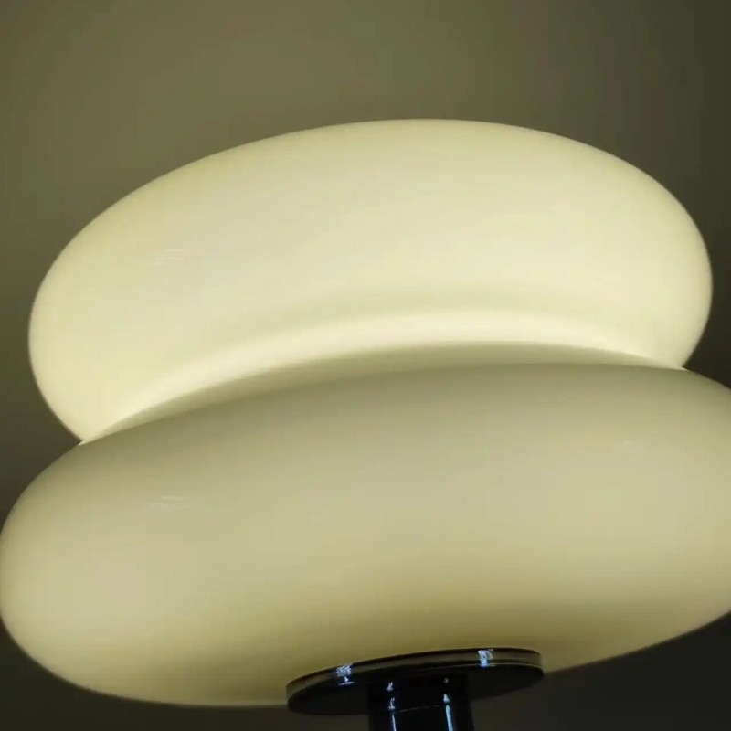 Bauhaus Dubbele Glazen Tafellamp - Sculpturale Gelaagde Nachtlamp voor Slaapkamer en Bureau HL22